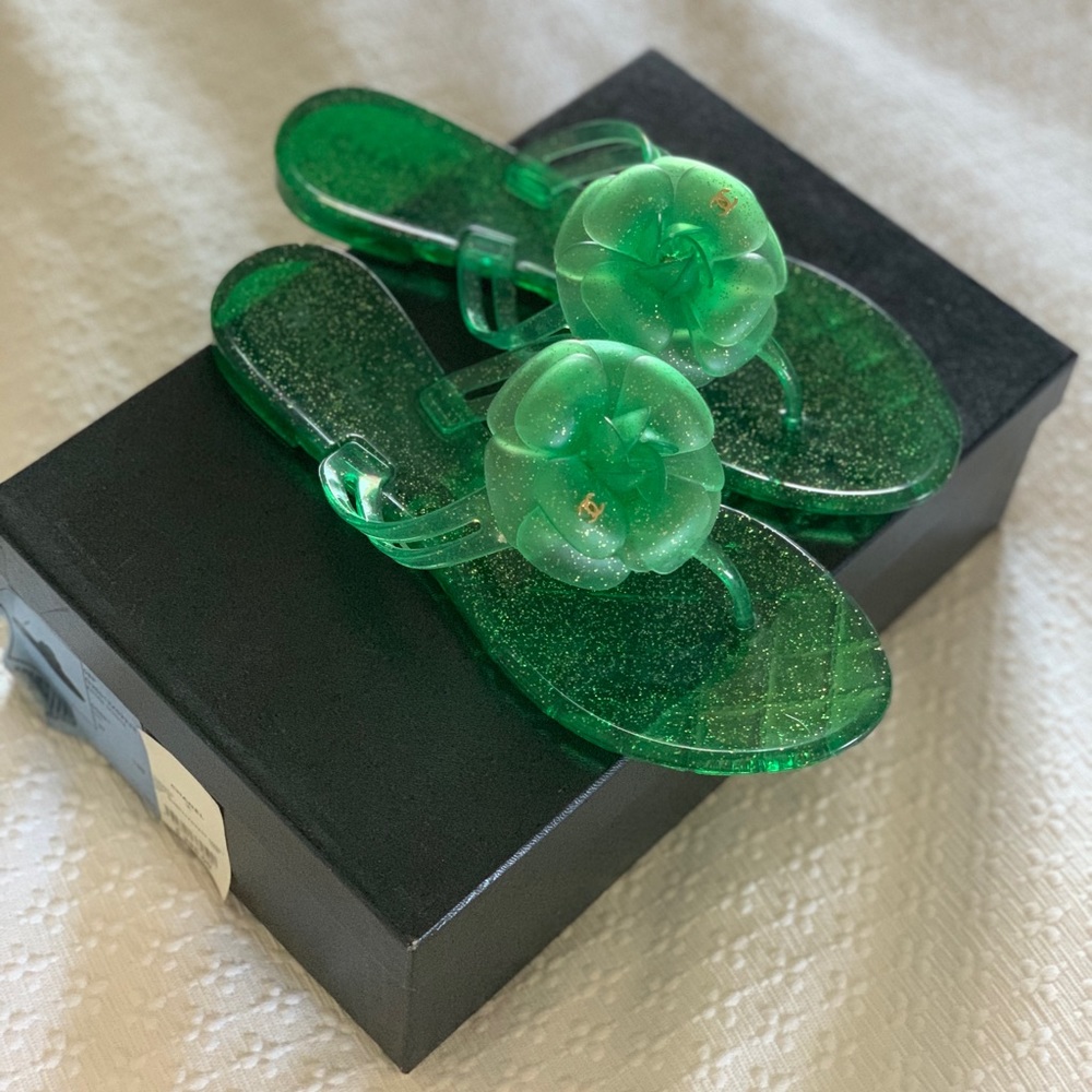 Chanel 2008P Camellia Jelly Sandals RARE